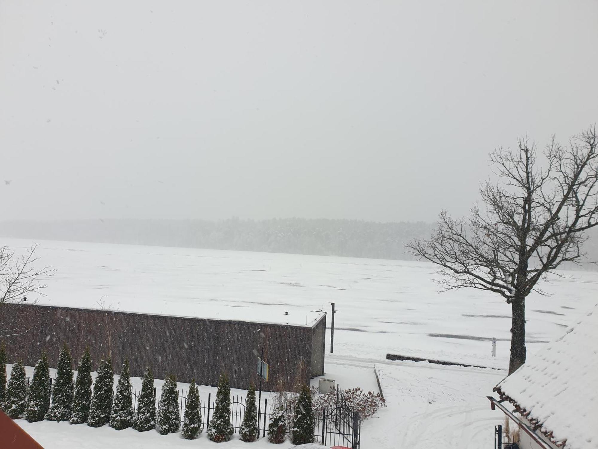 Dom Nad Jeziorem Mikolajki エクステリア 写真